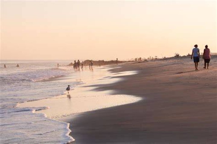 Going to the Beach or Pool? What to Know About COVID-19 Risk