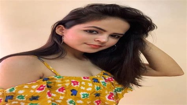 palak sidhwani age